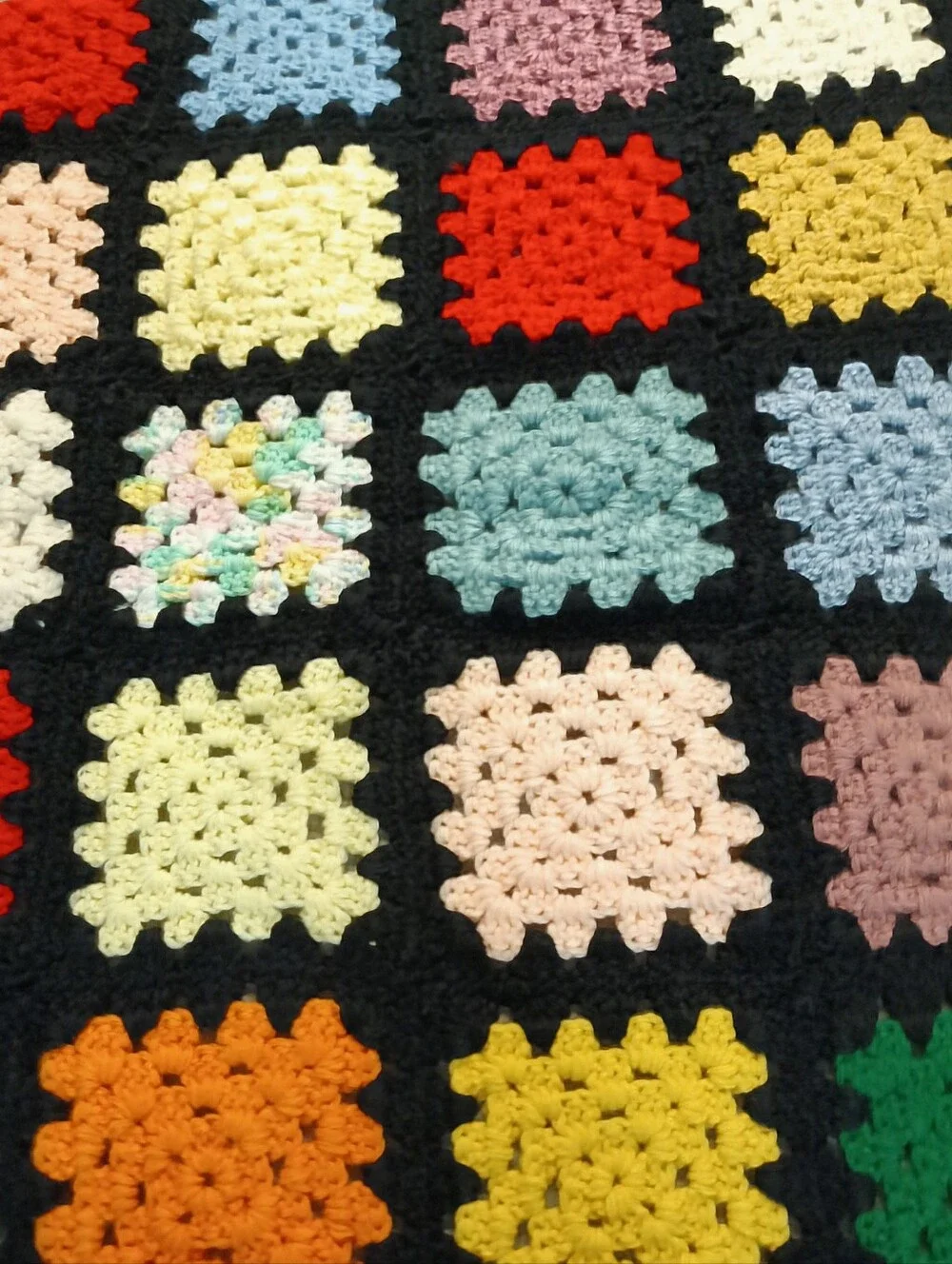 Like New Vintage Handmade Black Multicolor Granny Square Crotchet Afghan